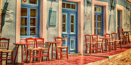 阿尔希拉尔教练组强化体能训练，备战关键战